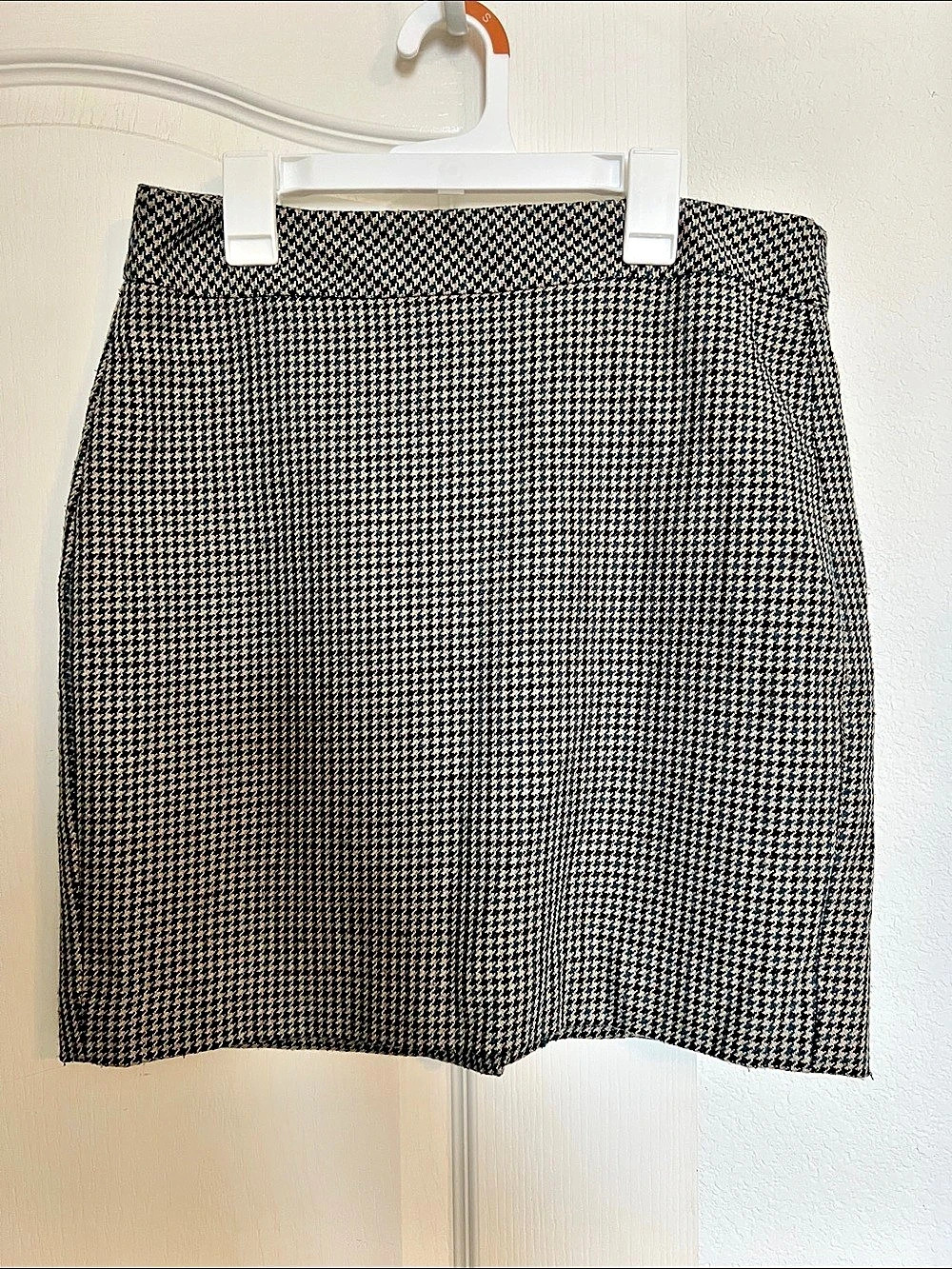 Banana Republic Houndstooth Skort in Black & White Size Large